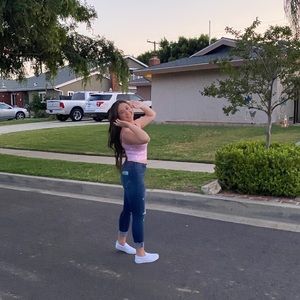 Meet your Posher, Layla